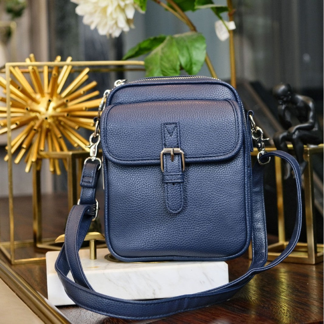 De Ruimste Crossbodytas in marineblauw