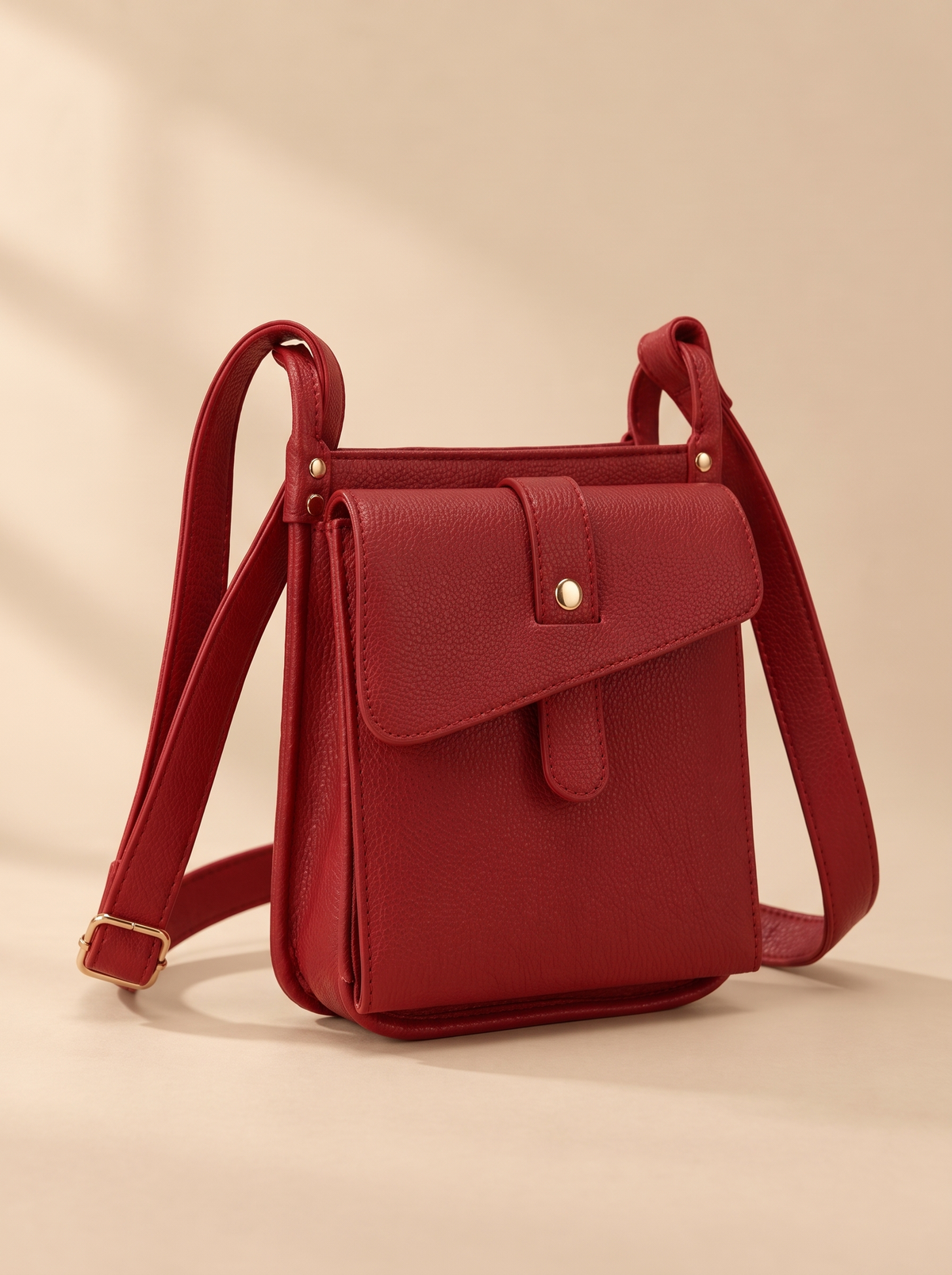 Athena Crossbody Tas, rood, schuin van voren