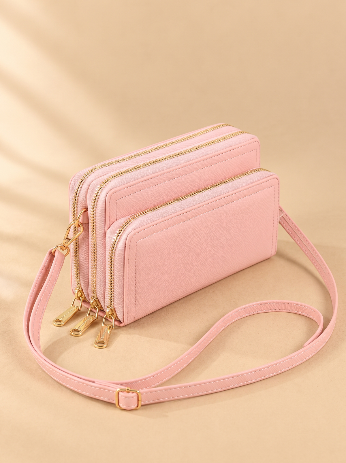 Bali Crossbody Portemonnee, roze, schuin van voren