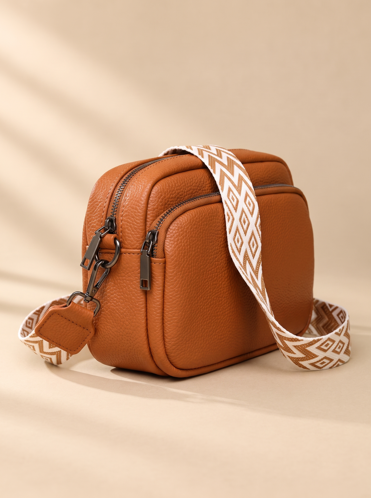 Nemesis Crossbody Tas