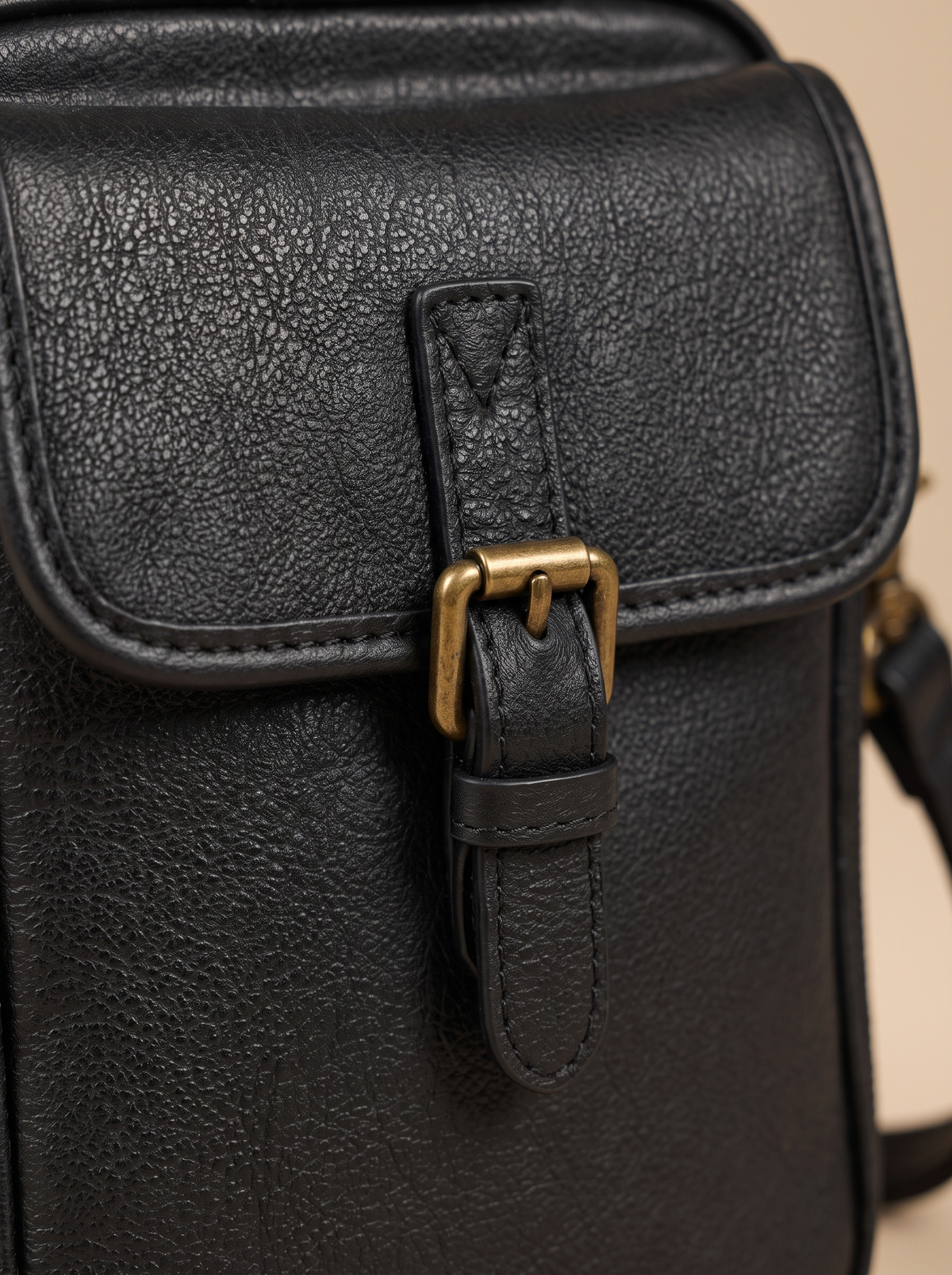 Naya Crossbody Tas
