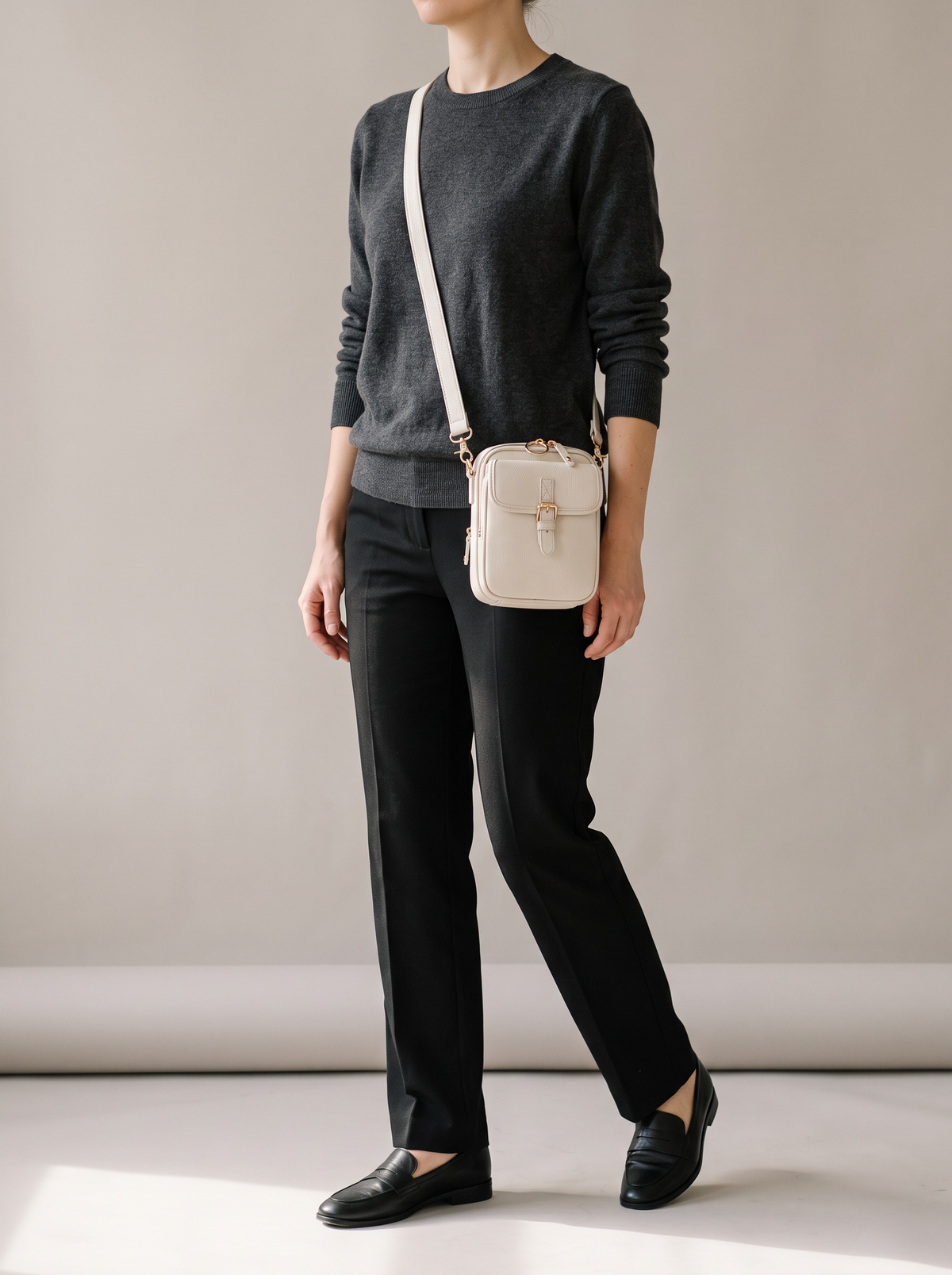 De Ruimste Crossbodytas, ivoor, ten voeten uit