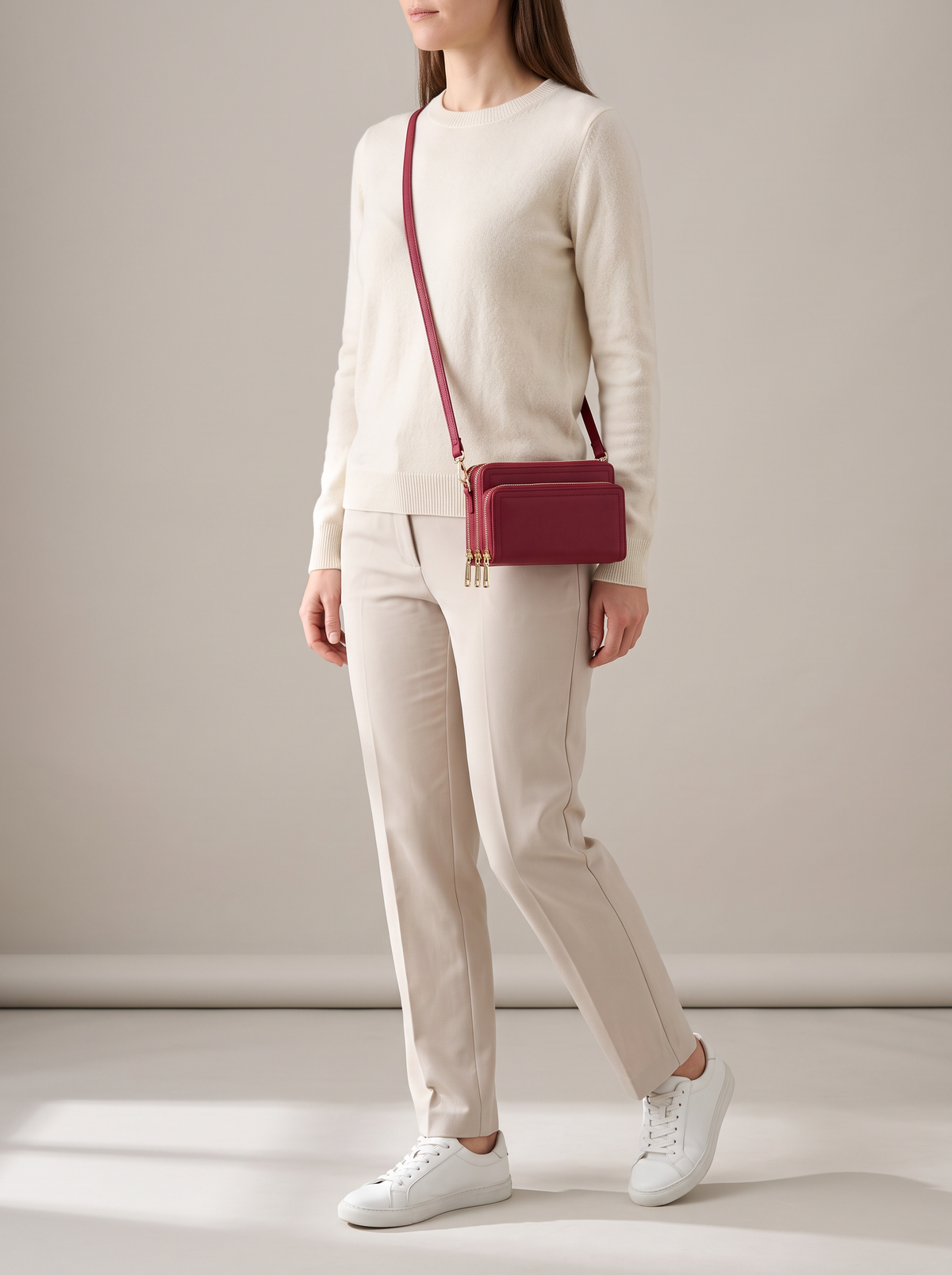Bali Crossbody Portemonnee, bordeaux, ten voeten uit